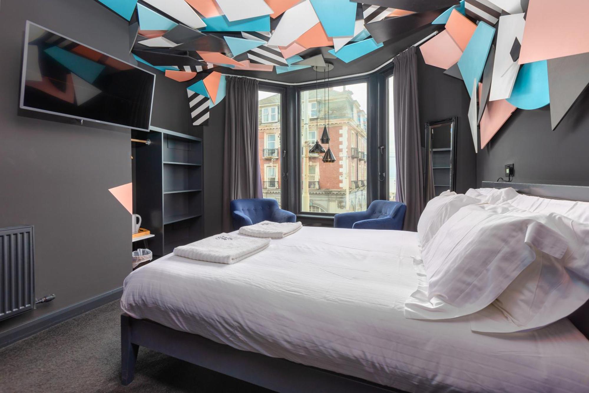 Art B&B Blackpool Extérieur photo