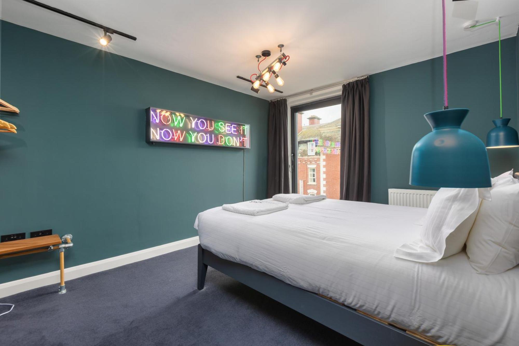 Art B&B Blackpool Extérieur photo