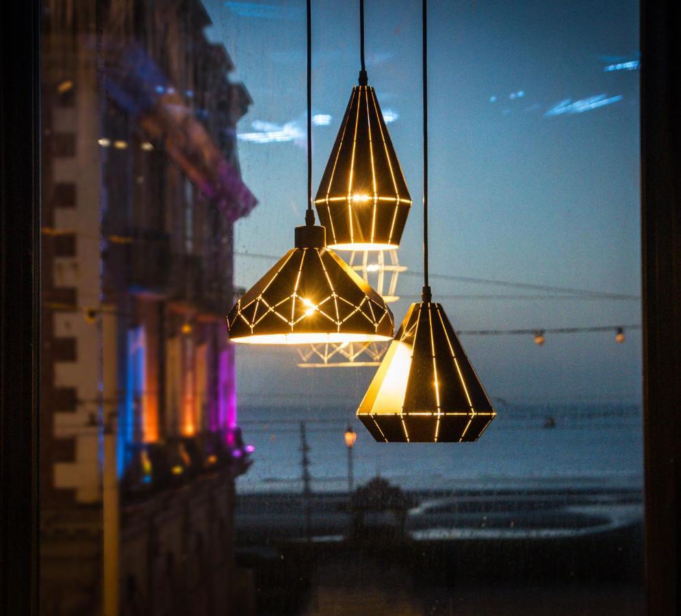 Art B&B Blackpool Extérieur photo